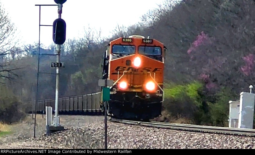 BNSF ES44AC 6380